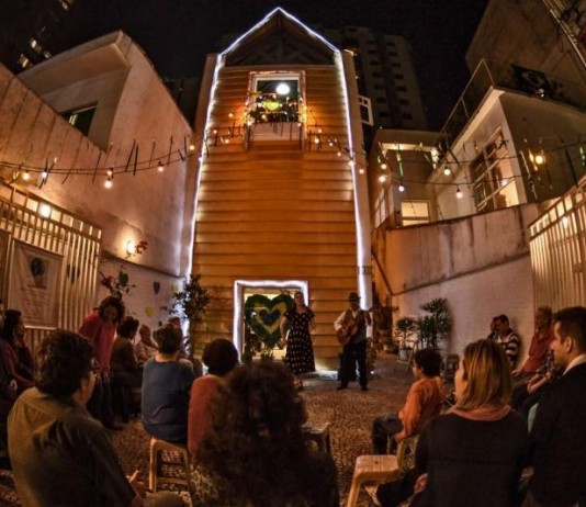 Seresta de Sexta dos Trovadores Urbanos é programa para todos